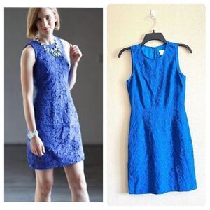 Elegant Blue Lace Sleeveless Dress